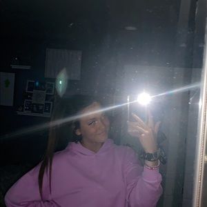 Meet your Posher, Ella